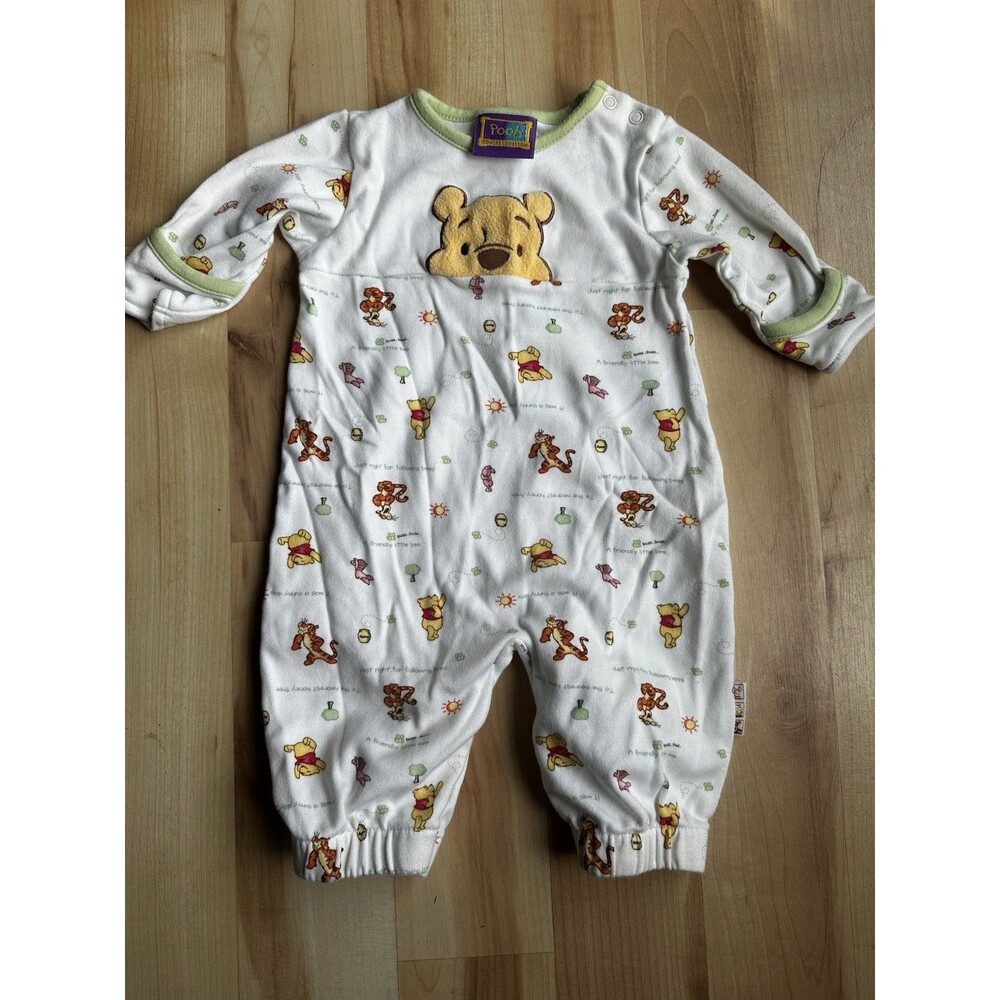 Vintage Pooh 100 Acre Collection Cotton Knit Winnie the Pooh One-Piece Snap